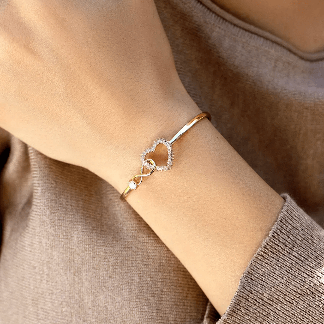 Mother and Daughter A Link That Can Never Be Undone Bracelet